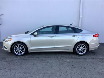 2017 Ford Fusion SE - Photo 3 - Crest Hill, IL 60403