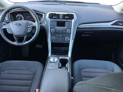 2017 Ford Fusion SE - Photo 46 - Crest Hill, IL 60403