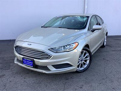 2017 Ford Fusion SE - Photo 2 - Crest Hill, IL 60403