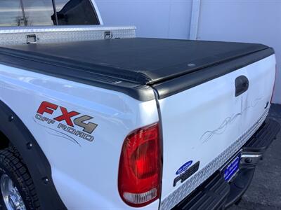 2004 Ford F-350 XL - Photo 38 - Crest Hill, IL 60403