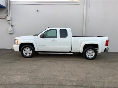 2011 Chevrolet Silverado 1500 LT   - Photo 3 - Crest Hill, IL 60403