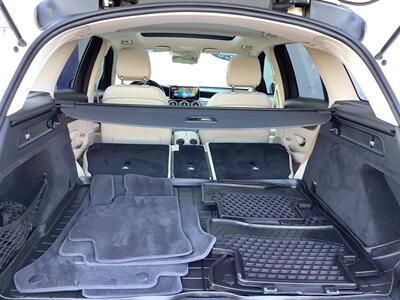 2020 Mercedes-Benz GLC GLC 300 4MATIC   - Photo 40 - Crest Hill, IL 60403