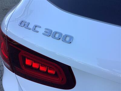 2020 Mercedes-Benz GLC GLC 300 4MATIC   - Photo 43 - Crest Hill, IL 60403