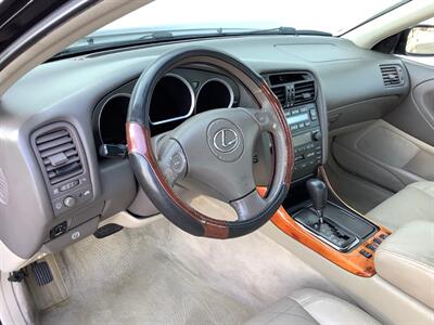 2001 Lexus GS   - Photo 13 - Crest Hill, IL 60403