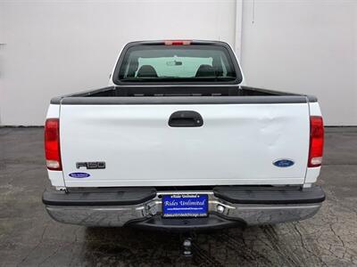 2004 Ford F-150 XL - Photo 6 - Crest Hill, IL 60403