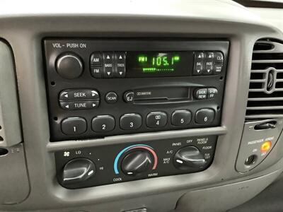 2004 Ford F-150 XL - Photo 17 - Crest Hill, IL 60403