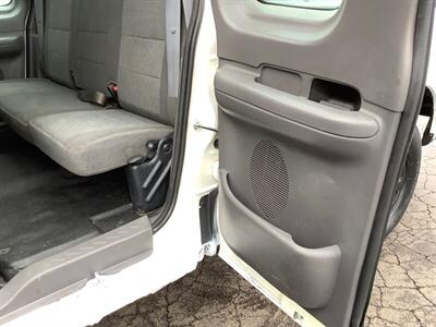 2004 Ford F-150 XL - Photo 20 - Crest Hill, IL 60403