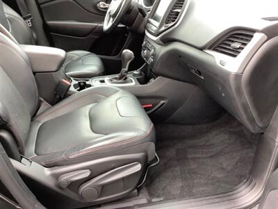 2016 Jeep Cherokee Trailhawk - Photo 38 - Crest Hill, IL 60403
