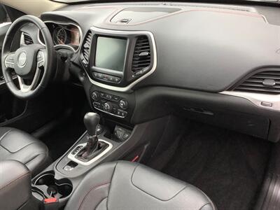 2016 Jeep Cherokee Trailhawk - Photo 40 - Crest Hill, IL 60403