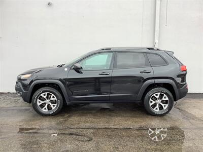 2016 Jeep Cherokee Trailhawk - Photo 3 - Crest Hill, IL 60403