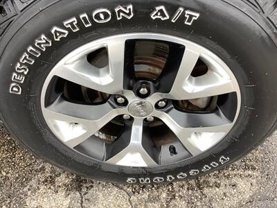 2016 Jeep Cherokee Trailhawk - Photo 55 - Crest Hill, IL 60403