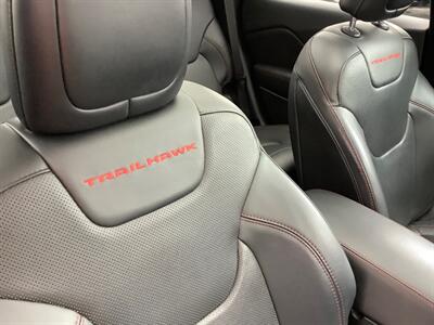 2016 Jeep Cherokee Trailhawk - Photo 43 - Crest Hill, IL 60403
