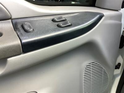 1999 Ford F-250 XLT   - Photo 12 - Crest Hill, IL 60403