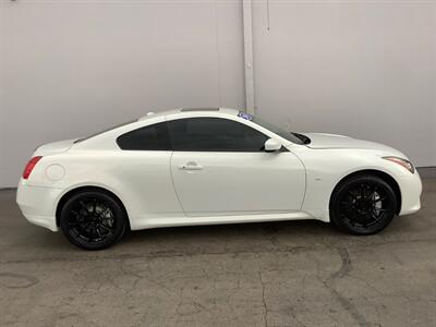 2014 INFINITI Q60 Premium   - Photo 9 - Crest Hill, IL 60403