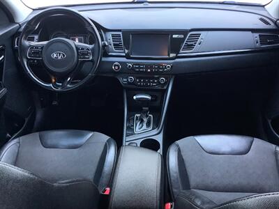 2019 Kia Niro S Touring   - Photo 48 - Crest Hill, IL 60403