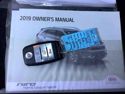 2019 Kia Niro S Touring   - Photo 46 - Crest Hill, IL 60403