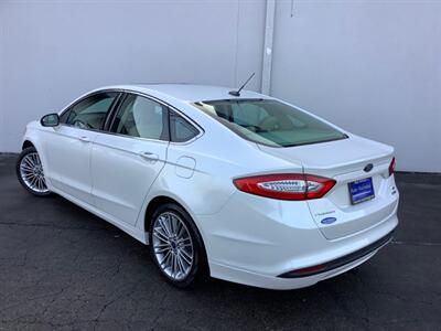 2014 Ford Fusion SE - Photo 4 - Crest Hill, IL 60403