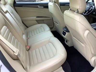 2014 Ford Fusion SE - Photo 23 - Crest Hill, IL 60403