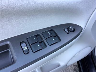 2006 Chevrolet Impala LS   - Photo 14 - Crest Hill, IL 60403