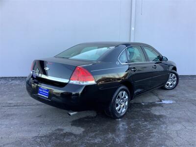 2006 Chevrolet Impala LS   - Photo 8 - Crest Hill, IL 60403