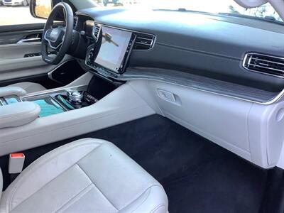 2022 Jeep Wagoneer Series II - Photo 44 - Crest Hill, IL 60403