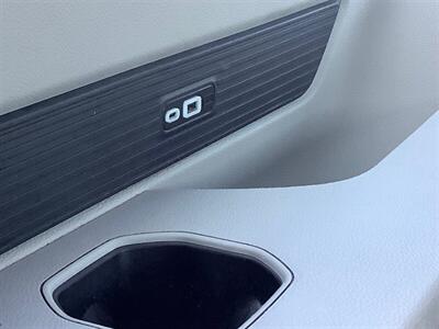 2022 Jeep Wagoneer Series II - Photo 40 - Crest Hill, IL 60403