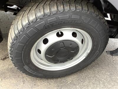 2015 Ford Transit 250 - Photo 32 - Crest Hill, IL 60403