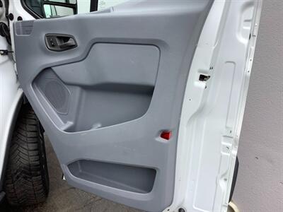 2015 Ford Transit 250 - Photo 17 - Crest Hill, IL 60403