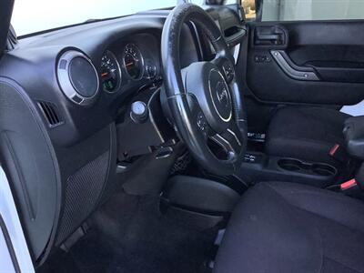 2014 Jeep Wrangler Sport   - Photo 13 - Crest Hill, IL 60403