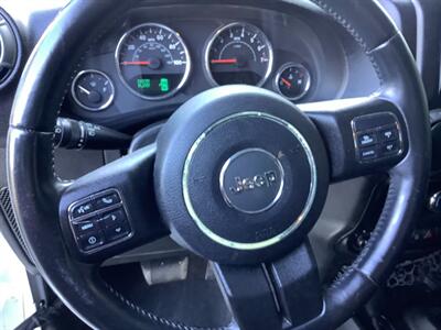 2014 Jeep Wrangler Sport   - Photo 15 - Crest Hill, IL 60403