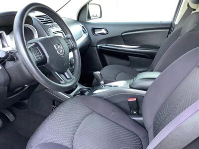 2014 Dodge Journey SXT - Photo 16 - Crest Hill, IL 60403
