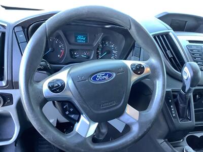 2018 Ford Transit 250   - Photo 17 - Crest Hill, IL 60403
