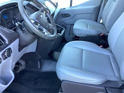 2018 Ford Transit 250   - Photo 14 - Crest Hill, IL 60403
