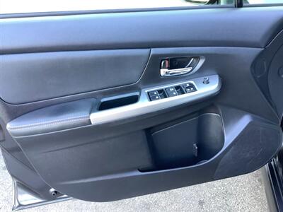 2017 Subaru Crosstrek Limited - Photo 8 - Crest Hill, IL 60403