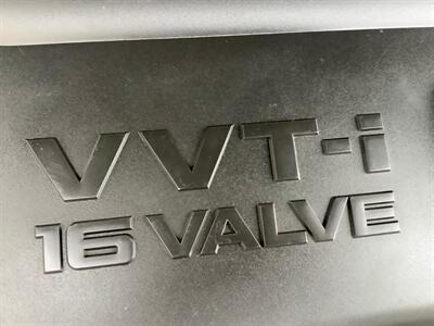 2004 Toyota Matrix XR   - Photo 43 - Crest Hill, IL 60403