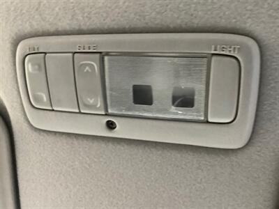 2004 Toyota Matrix XR   - Photo 28 - Crest Hill, IL 60403