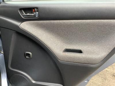 2004 Toyota Matrix XR   - Photo 22 - Crest Hill, IL 60403