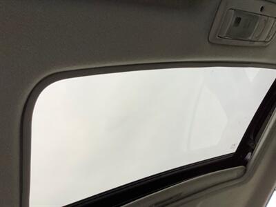 2004 Toyota Matrix XR   - Photo 29 - Crest Hill, IL 60403