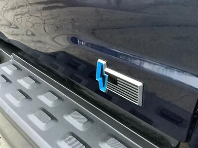 2022 Ford F-150 Lightning Pro   - Photo 36 - Crest Hill, IL 60403