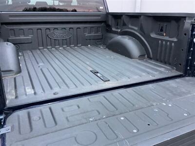 2022 Ford F-150 Lightning Pro   - Photo 34 - Crest Hill, IL 60403