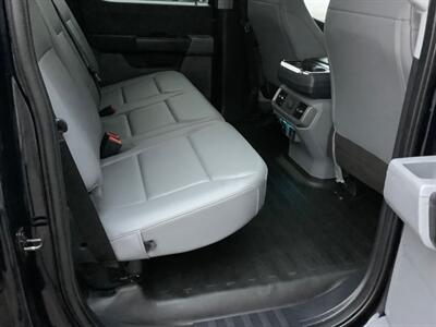 2022 Ford F-150 Lightning Pro   - Photo 30 - Crest Hill, IL 60403