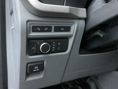 2022 Ford F-150 Lightning Pro   - Photo 24 - Crest Hill, IL 60403