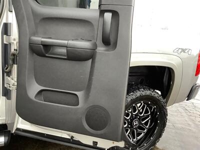 2009 Chevrolet Silverado 1500 LT - Photo 21 - Crest Hill, IL 60403