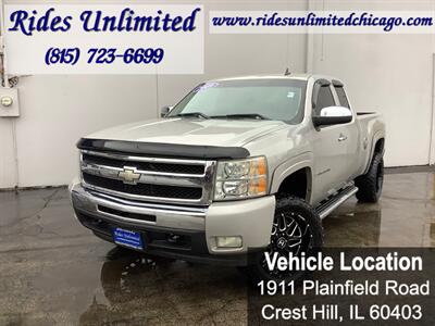 2009 Chevrolet Silverado 1500 LT - Photo 1 - Crest Hill, IL 60403