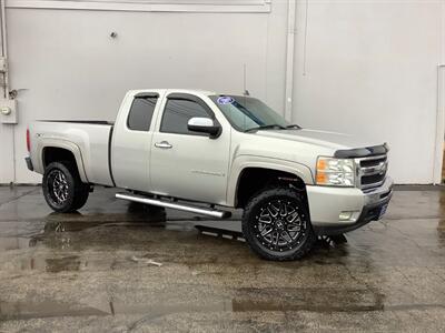2009 Chevrolet Silverado 1500 LT - Photo 10 - Crest Hill, IL 60403