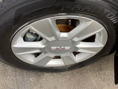 2012 GMC Terrain SLE-2   - Photo 12 - Crest Hill, IL 60403
