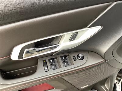 2012 GMC Terrain SLE-2   - Photo 11 - Crest Hill, IL 60403