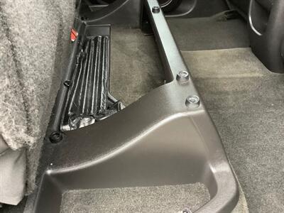 2017 Chevrolet Colorado LT   - Photo 31 - Crest Hill, IL 60403