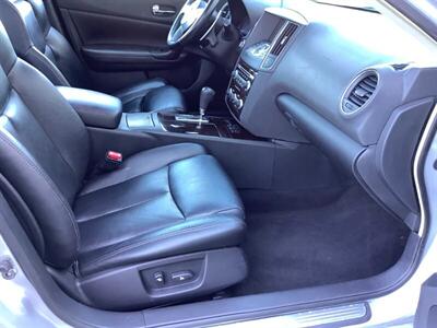 2010 Nissan Maxima 3.5 SV   - Photo 32 - Crest Hill, IL 60403