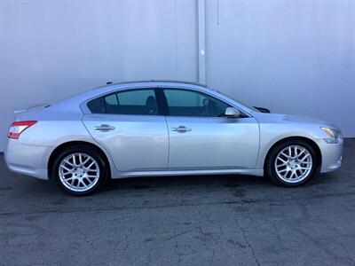 2010 Nissan Maxima 3.5 SV - Photo 7 - Crest Hill, IL 60403